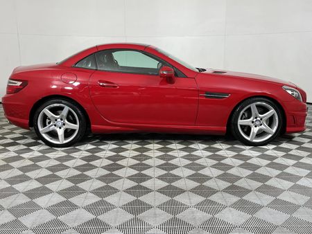 2015-Mercedes-Benz-SLK-250-Auto_14