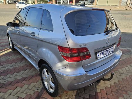 2007-Mercedes-Benz-B-Class-B-200-Turbo_3