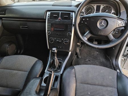 2007-Mercedes-Benz-B-Class-B-200-Turbo_6