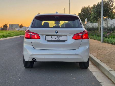 2015-BMW-2-Series-218i-Active-Tourer-Auto_10
