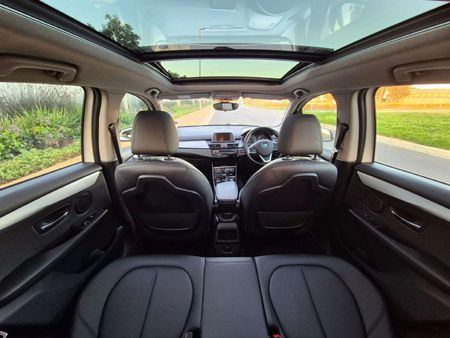 2015-BMW-2-Series-218i-Active-Tourer-Auto_22