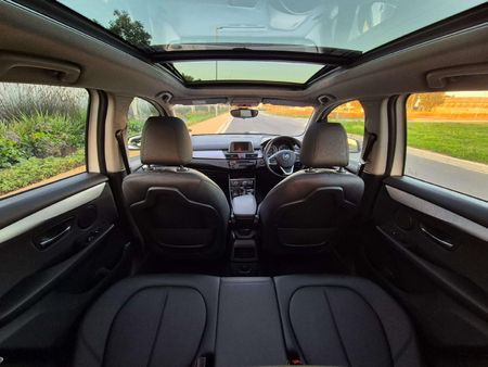 2015-BMW-2-Series-218i-Active-Tourer-Auto_23