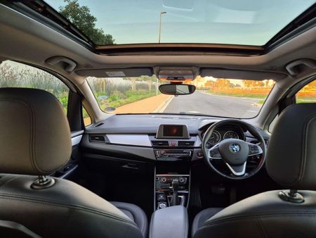 2015-BMW-2-Series-218i-Active-Tourer-Auto_24