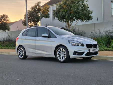 2015-BMW-2-Series-218i-Active-Tourer-Auto_2