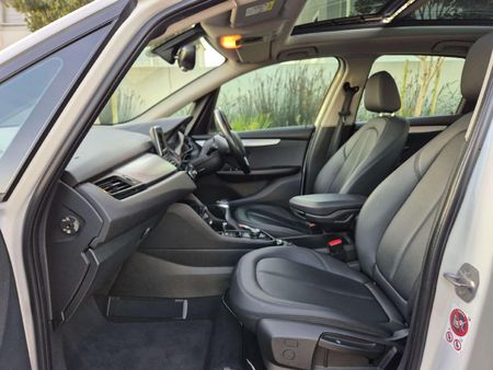 2015-BMW-2-Series-218i-Active-Tourer-Auto_31
