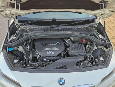 2015-BMW-2-Series-218i-Active-Tourer-Auto_32