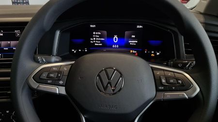 2026-Volkswagen-Polo-10-TSI_10