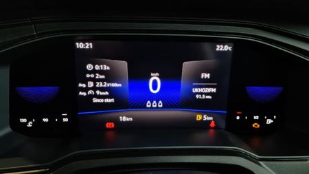 2026-Volkswagen-Polo-10-TSI_23