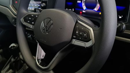 2026-Volkswagen-Polo-10-TSI_4