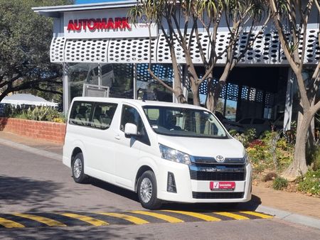 2020-Toyota-Quantum-28-GL-11-seat_0