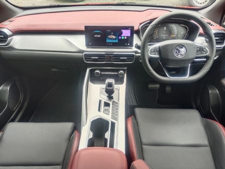 2025-Proton-X50-15T-Executive_4