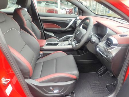 2025-Proton-X50-15T-Executive_6