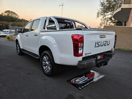 2018-Isuzu-D-Max-300-LX-Auto-Double-Cab_5