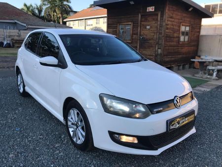2014-Volkswagen-Polo-12-TDI-Bluemotion-5-dr_0