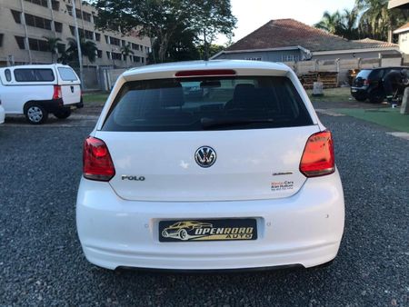 2014-Volkswagen-Polo-12-TDI-Bluemotion-5-dr_4