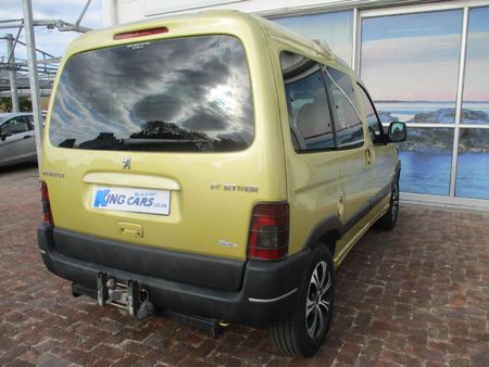 2005-Peugeot-Partner-20-Grand-Raid_6