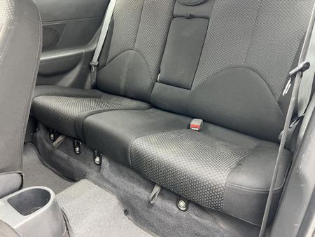 2007-Hyundai-Accent-16-3-dr_10
