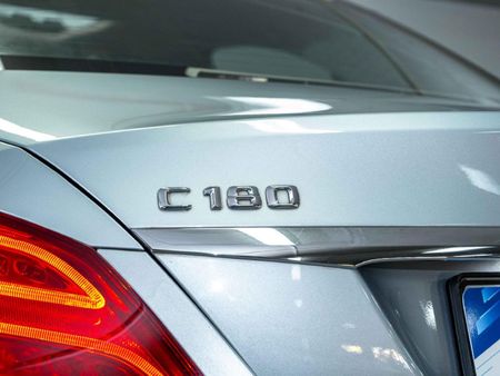 2016-Mercedes-Benz-C-Class-Mercedes-Benz-C180-auto_20
