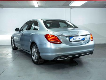 2016-Mercedes-Benz-C-Class-Mercedes-Benz-C180-auto_7