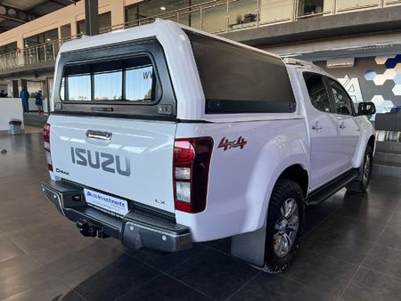 2020-Isuzu-D-Max-300-LX-4x4-Auto-Double-Cab_3