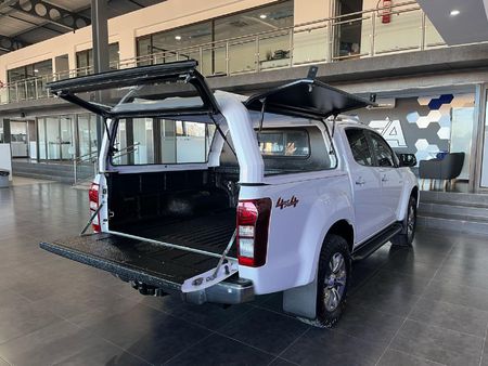 2020-Isuzu-D-Max-300-LX-4x4-Auto-Double-Cab_5