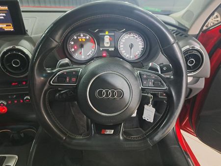 2015-Audi-S3-Sedan-quattro-Auto_14