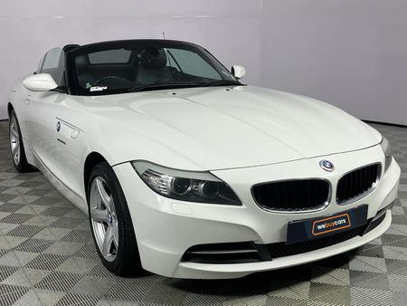 2013-BMW-Z4-sDrive20i_12