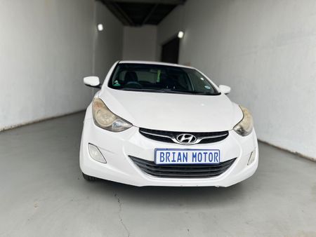 2013-Hyundai-Elantra-16-GLS-Premium_3