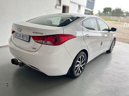 2013-Hyundai-Elantra-16-GLS-Premium_4