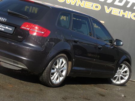 2010-Audi-A3-Sportback-18-TFSI-Ambition_8