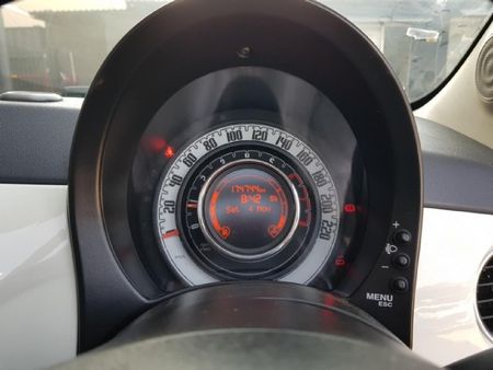 2012-Fiat-500-12-Cabriolet_9
