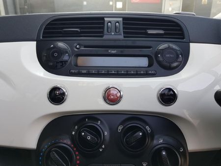 2012-Fiat-500-12-Cabriolet_12
