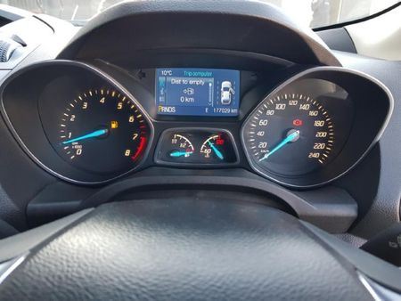 2013-Ford-Kuga-16-EcoBoost-Titanium-AWD-Auto_9