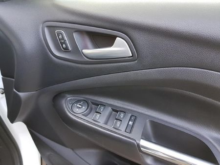 2013-Ford-Kuga-16-EcoBoost-Titanium-AWD-Auto_6