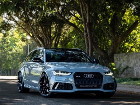2016-Audi-RS6-Avant-quattro_0