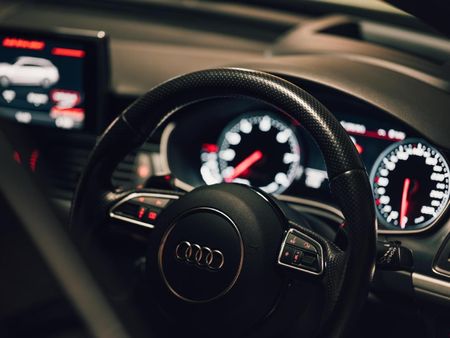 2016-Audi-RS6-Avant-quattro_9