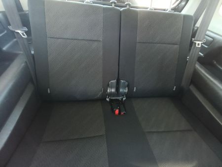2013-Suzuki-Jimny-13_13