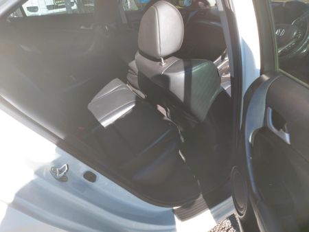 2010-Honda-Accord-24-Executive-Auto_9