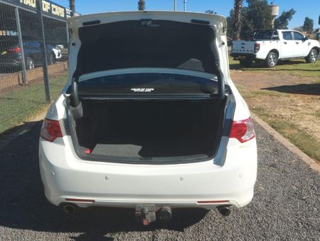 2010-Honda-Accord-24-Executive-Auto_4