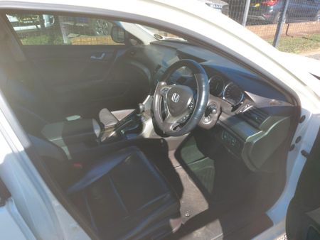 2010-Honda-Accord-24-Executive-Auto_8