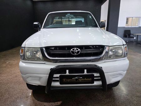 2003-Toyota-Hilux-2700i-Raider-Raised-Body-Single-Cab_2