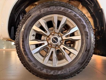2022-Isuzu-D-Max-300-LX-Double-Cab_8