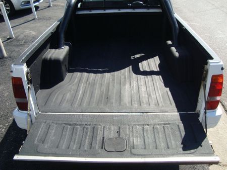 2002-Ford-Bantam-1300_5