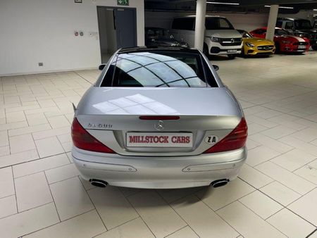 2005-Mercedes-Benz-SL-500-7-spd_3