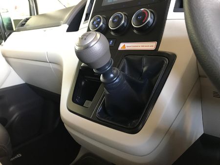 2023-Toyota-Quantum-28-GL-11-seat_12