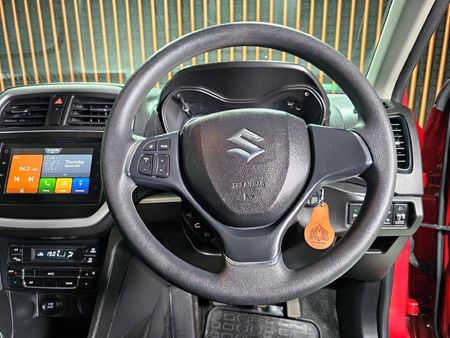 2022-Suzuki-Vitara-Brezza-15-GL_10