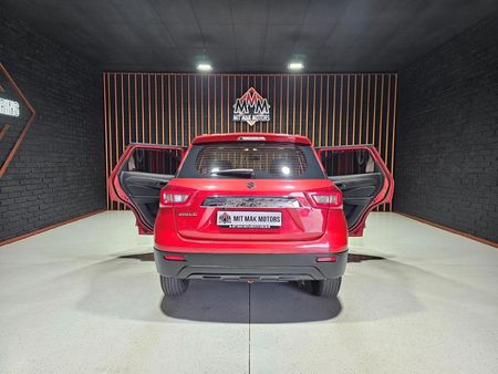 2022-Suzuki-Vitara-Brezza-15-GL_23