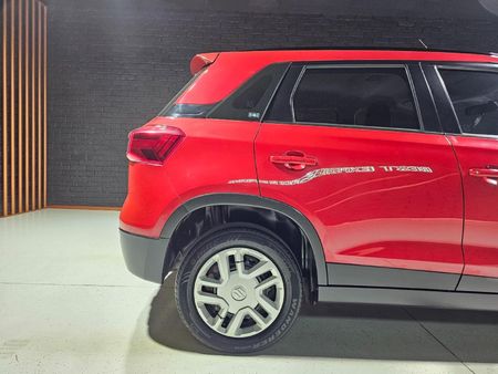 2022-Suzuki-Vitara-Brezza-15-GL_27
