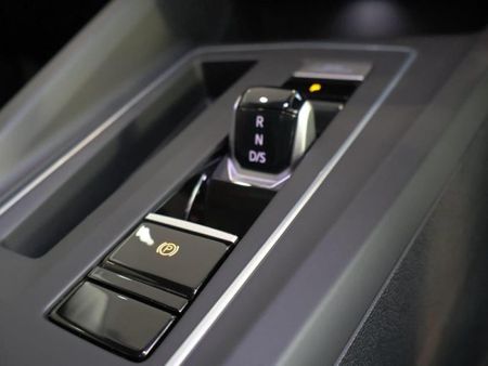 2026-Volkswagen-Golf-14-TSI-Life-Auto-110kw_5