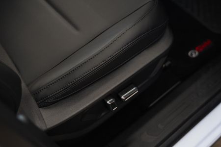 2026-Haval-H6-15T-Hybrid-Ultra-Luxury-DHT_24